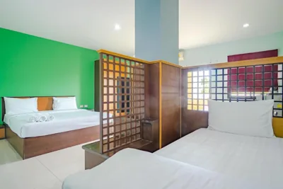 Habitación Triple — AJ Residence